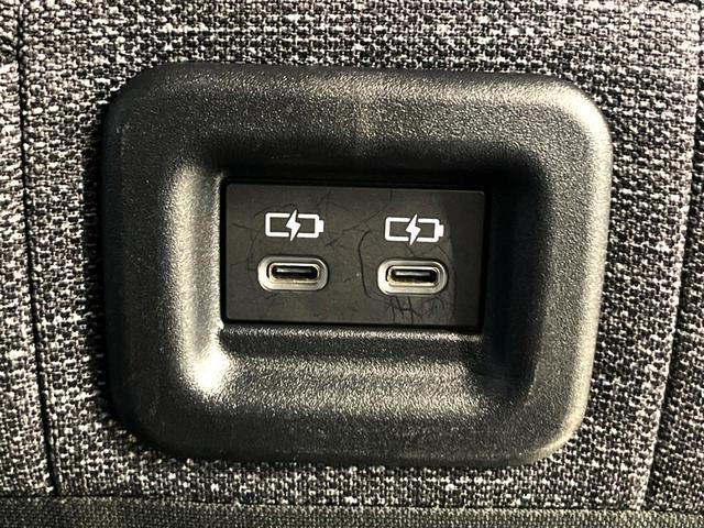 シエンタ ハイブリッドＺ　純正１０．５型ディスプレイオーディオ　両側電動ドア　全周囲カメラ　衝突被害軽減システム　レーダークルーズ　フルセグ　禁煙車　コーナーセンサー　ＬＥＤヘッド　ＥＴＣ２．０　オートハイビーム　車線逸脱警報（33枚目）