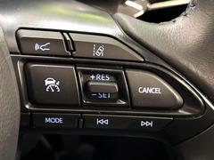 �ڥ졼�������롼������ȥ�����۹�®ƻϩ�Ǥ�Ĺ��Υ���Ԥ��ڤˡ�����ư��®�٤��ݤĥ��롼������ȥ����뤬�����ͷڸ������ƥ��Ϣ�Ȥ��������μ�ξ���Τ��Ƽִ֤��ݤĤ褦��®��Ĵ�ᤷ�Ƥ���ޤ����� 7