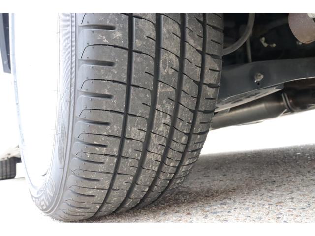 クラウン ２．５ロイヤルサルーン　アニバーサリーＥＤ　後期モデル　特別仕様車　新品タイヤ　ベージュ本革シート　障害物センサー　バックモニター　シートヒーター　シートクーラー　スマートキー　電動サンシェード　Ｂｌｕｅｔｏｏｔｈ接続対応　フルセグ地デジＴＶ（21枚目）