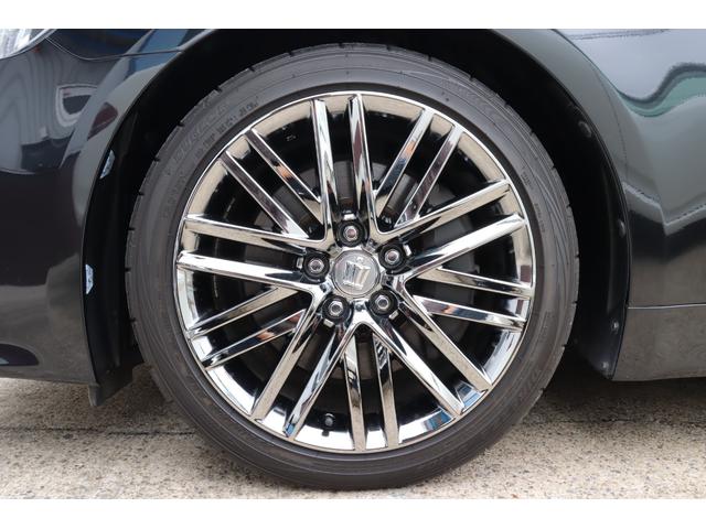 クラウン アスリートＳ　黒本革シート　サンルーフ　衝突被害軽減ブレーキ　障害物センサー　スマートキー　シートヒーター＆クーラー　レーダークルーズコントロール　ＬＥＤヘッドライト　純正１８インチＡＷ　Ｂｌｕｅｔｏｏｔｈ接続対応（15枚目）