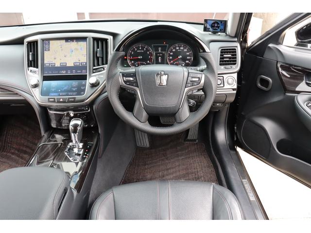 クラウン アスリートＳ　黒本革シート　サンルーフ　衝突被害軽減ブレーキ　障害物センサー　スマートキー　シートヒーター＆クーラー　レーダークルーズコントロール　ＬＥＤヘッドライト　純正１８インチＡＷ　Ｂｌｕｅｔｏｏｔｈ接続対応（43枚目）