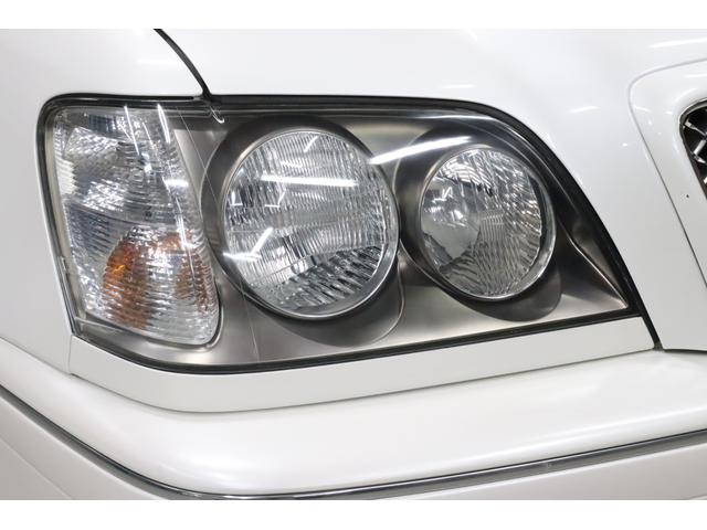 クラウン アスリートプレミアム　後期モデル／特別仕様車／前席パワーシート／ディスチャージヘッドライト／後席３面スモークフィルム施工済／キーレス／純正１７インチホイール／タイミングベルト交換済み／ＥＴＣ／ブリヂストン　レグノＧＲ－Ｘ２（13枚目）