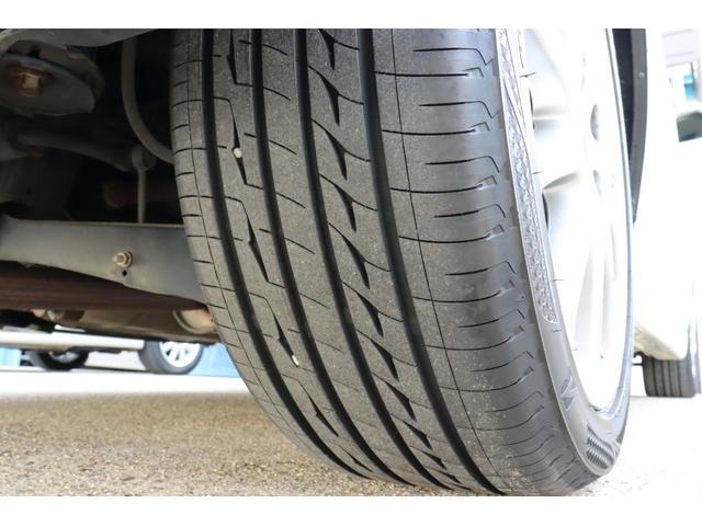 クラウン アスリートプレミアム　後期モデル／特別仕様車／前席パワーシート／ディスチャージヘッドライト／後席３面スモークフィルム施工済／キーレス／純正１７インチホイール／タイミングベルト交換済み／ＥＴＣ／ブリヂストン　レグノＧＲ－Ｘ２（22枚目）