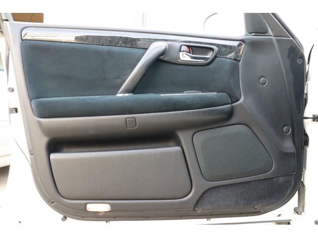 クラウン アスリートプレミアム　後期モデル／特別仕様車／前席パワーシート／ディスチャージヘッドライト／後席３面スモークフィルム施工済／キーレス／純正１７インチホイール／タイミングベルト交換済み／ＥＴＣ／ブリヂストン　レグノＧＲ－Ｘ２（36枚目）