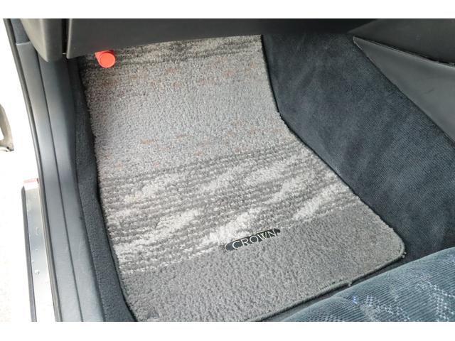 クラウン アスリートプレミアム　後期モデル／特別仕様車／前席パワーシート／ディスチャージヘッドライト／後席３面スモークフィルム施工済／キーレス／純正１７インチホイール／タイミングベルト交換済み／ＥＴＣ／ブリヂストン　レグノＧＲ－Ｘ２（40枚目）