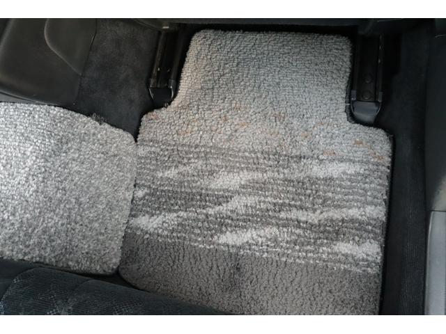 クラウン アスリートプレミアム 後期モデル/特別仕様車/前席パワーシート/ディスチャージヘッドライト/後席3面スモークフィルム施工済/キーレス/純正17インチホイール/タイミングベルト交換済み/ETC/ブリヂストン レグノGR-X2(43枚目)