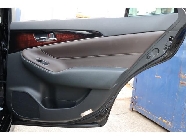 クラウンハイブリッド ロイヤルサルーン　法人ワンオーナー　後期モデル　衝突被害軽減ブレーキ　車線逸脱警報　ステアリングヒーター　シートヒーター　ＬＥＤヘッドライト　パワーシート　純正１６インチホイール　後席３面スモークフィルム施工済み（37枚目）