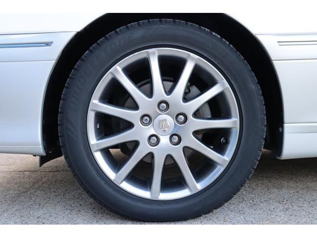 クラウン アスリートＧ　後期モデル　フルセグ地デジＴＶ　キーレス　ＥＴＣ　クルーズコントロール　ディスチャージヘッドライト　純正１７インチホイール　パワーシート　左右独立フルオートエアコン　後席３面スモークフィルム施工済み（12枚目）