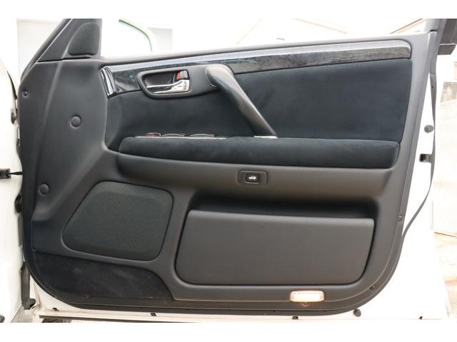 クラウン アスリートＧ　後期モデル　フルセグ地デジＴＶ　キーレス　ＥＴＣ　クルーズコントロール　ディスチャージヘッドライト　純正１７インチホイール　パワーシート　左右独立フルオートエアコン　後席３面スモークフィルム施工済み（31枚目）