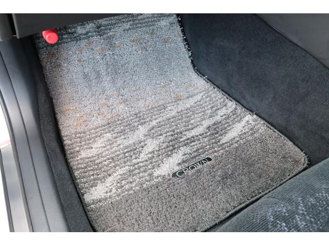 クラウン アスリートＧ　後期モデル　フルセグ地デジＴＶ　キーレス　ＥＴＣ　クルーズコントロール　ディスチャージヘッドライト　純正１７インチホイール　パワーシート　左右独立フルオートエアコン　後席３面スモークフィルム施工済み（34枚目）