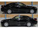 クラウンハイブリッド ロイヤルサルーン　法人ワンオーナー　後期モデル　衝突被害軽減ブレーキ　車線逸脱警報　ステアリングヒーター　シートヒーター　ＬＥＤヘッドライト　パワーシート　純正１６インチホイール　後席３面スモークフィルム施工済み（8枚目）