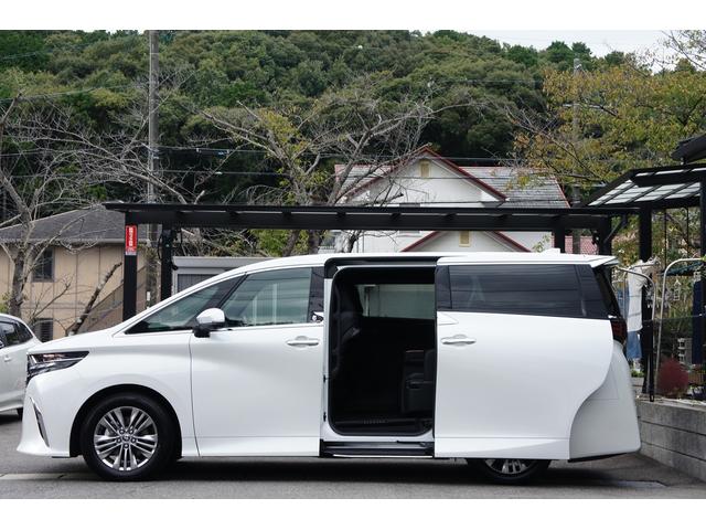 アルファード Z セーフティセンス・純正ナビ・全方位カメラ・ETC2.0・デジタルインナーミラー・ユニバーサルステップ・両側パワースライド・パワーバックゲート・左右ムーンルーフ・HUD・純正AW・ワンオーナー・禁煙車(12枚目)