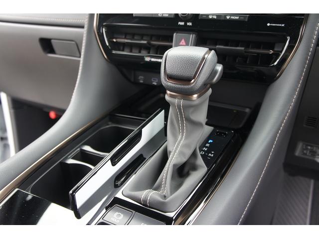 アルファード Z セーフティセンス・純正ナビ・全方位カメラ・ETC2.0・デジタルインナーミラー・ユニバーサルステップ・両側パワースライド・パワーバックゲート・左右ムーンルーフ・HUD・純正AW・ワンオーナー・禁煙車(33枚目)