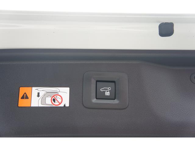 アルファード Z セーフティセンス・純正ナビ・全方位カメラ・ETC2.0・デジタルインナーミラー・ユニバーサルステップ・両側パワースライド・パワーバックゲート・左右ムーンルーフ・HUD・純正AW・ワンオーナー・禁煙車(41枚目)