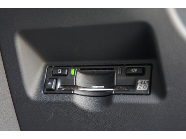 ヴェルファイアハイブリッド Z プレミア アドバンスドパーク・純正14インチコネクトナビ・フルセグ・全方位カメラ・ETC2.0・デジタルインナーミラー・両側パワースライド・パワーバックゲート・左右ムーンルーフ・HUD・純正AW・ワンオーナー車(32枚目)