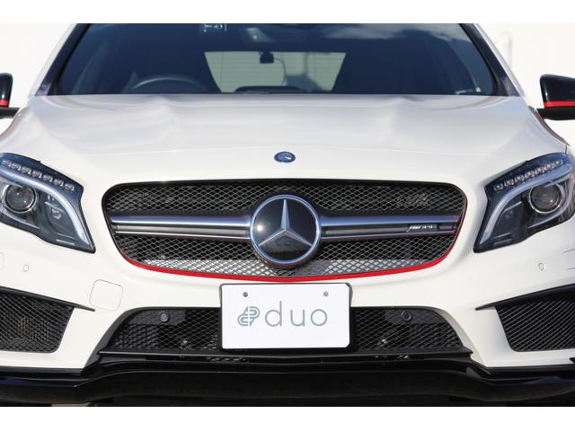 ＧＬＡクラス ＧＬＡ４５　ＡＭＧ　４マチック　エディション１　カルサイトホワイト／ハニカムブラックデザインインテリア／６００台限定車／ＡＭＧマットブラック１０スポークアルミ／３６０ｐｓ／パワーバックドア／ドライブレコーダー／地デジＴＶ／４ＭＡＴＩＣ（5枚目）