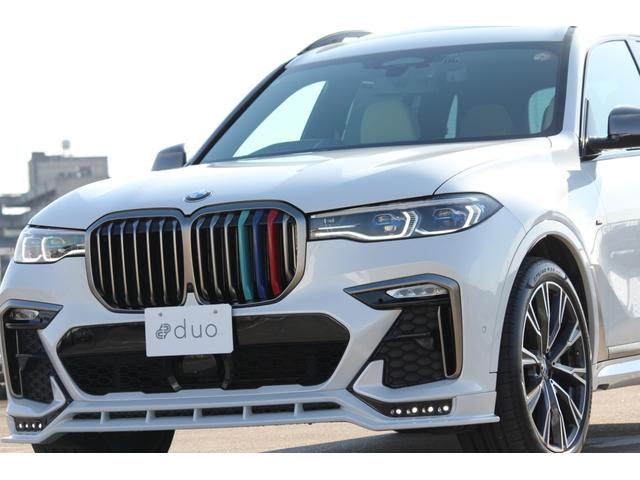 Ｘ７ Ｍ５０ｉ　パノラマルーフ／２２インチアロイホイール／フルレザーメリノインテリア／ＷＡＬＤフロントスポイラーＬＥＤデイライト／２列目コンフォートシート／Ｂｏｗｅｒｓ＆Ｗｉｌｋｉｎｓサウンド／ＯＰ２００ｏｖｅｒ（5枚目）