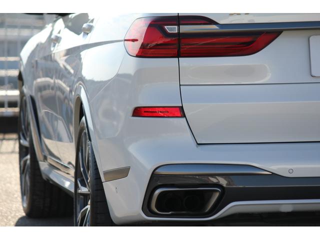 Ｘ７ Ｍ５０ｉ　パノラマルーフ／２２インチアロイホイール／フルレザーメリノインテリア／ＷＡＬＤフロントスポイラーＬＥＤデイライト／２列目コンフォートシート／Ｂｏｗｅｒｓ＆Ｗｉｌｋｉｎｓサウンド／ＯＰ２００ｏｖｅｒ（17枚目）