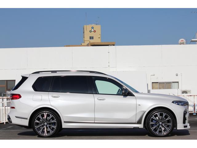 Ｘ７ Ｍ５０ｉ　パノラマルーフ／２２インチアロイホイール／フルレザーメリノインテリア／ＷＡＬＤフロントスポイラーＬＥＤデイライト／２列目コンフォートシート／Ｂｏｗｅｒｓ＆Ｗｉｌｋｉｎｓサウンド／ＯＰ２００ｏｖｅｒ（25枚目）