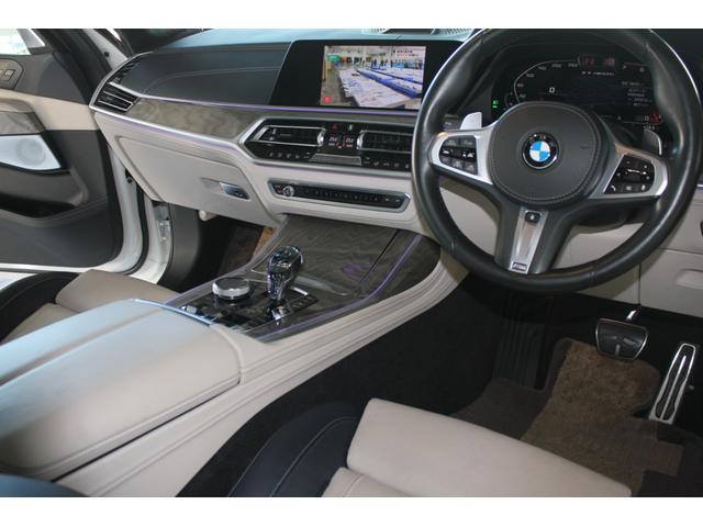Ｘ７ Ｍ５０ｉ　パノラマルーフ／２２インチアロイホイール／フルレザーメリノインテリア／ＷＡＬＤフロントスポイラーＬＥＤデイライト／２列目コンフォートシート／Ｂｏｗｅｒｓ＆Ｗｉｌｋｉｎｓサウンド／ＯＰ２００ｏｖｅｒ（40枚目）