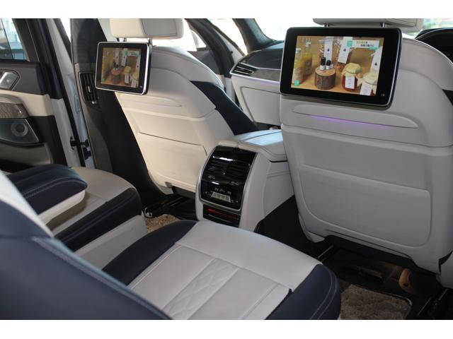 Ｘ７ Ｍ５０ｉ　パノラマルーフ／２２インチアロイホイール／フルレザーメリノインテリア／ＷＡＬＤフロントスポイラーＬＥＤデイライト／２列目コンフォートシート／Ｂｏｗｅｒｓ＆Ｗｉｌｋｉｎｓサウンド／ＯＰ２００ｏｖｅｒ（64枚目）
