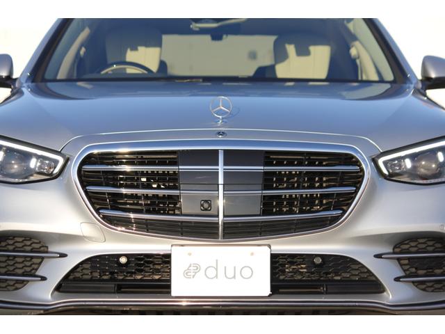 Ｓクラス Ｓ４００ｄ　４マチック　ＡＭＧラインパッケージ　ＡＭＧラインＰＫＧ／レザーエクスクルーシブＰＫＧ／ベーシックＰＫＧ／ドライバーズＰＫＧ／マキアートベージュインテリア／パノラマルーフ／Ｂｕｒｍｅｓｔｅｒ３Ｄサラウンドサウンドシステム／ＨＵＤ（7枚目）