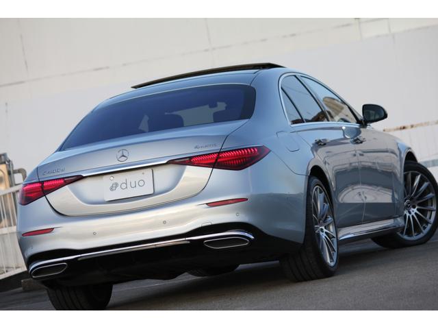 Ｓクラス Ｓ４００ｄ　４マチック　ＡＭＧラインパッケージ　ＡＭＧラインＰＫＧ／レザーエクスクルーシブＰＫＧ／ベーシックＰＫＧ／ドライバーズＰＫＧ／マキアートベージュインテリア／パノラマルーフ／Ｂｕｒｍｅｓｔｅｒ３Ｄサラウンドサウンドシステム／ＨＵＤ（23枚目）