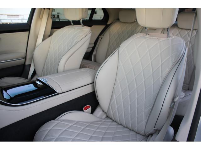 Ｓクラス Ｓ４００ｄ　４マチック　ＡＭＧラインパッケージ　ＡＭＧラインＰＫＧ／レザーエクスクルーシブＰＫＧ／ベーシックＰＫＧ／ドライバーズＰＫＧ／マキアートベージュインテリア／パノラマルーフ／Ｂｕｒｍｅｓｔｅｒ３Ｄサラウンドサウンドシステム／ＨＵＤ（42枚目）