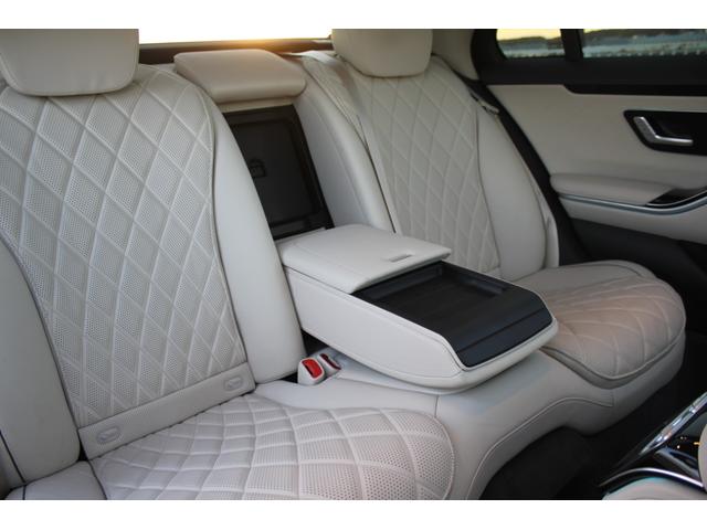 Ｓクラス Ｓ４００ｄ　４マチック　ＡＭＧラインパッケージ　ＡＭＧラインＰＫＧ／レザーエクスクルーシブＰＫＧ／ベーシックＰＫＧ／ドライバーズＰＫＧ／マキアートベージュインテリア／パノラマルーフ／Ｂｕｒｍｅｓｔｅｒ３Ｄサラウンドサウンドシステム／ＨＵＤ（67枚目）