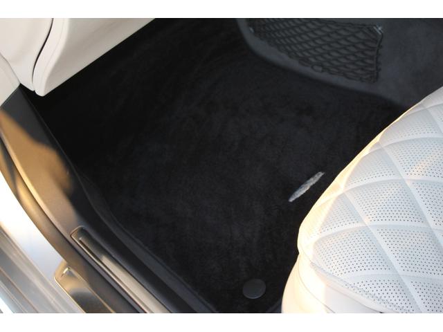 Ｓクラス Ｓ４００ｄ　４マチック　ＡＭＧラインパッケージ　ＡＭＧラインＰＫＧ／レザーエクスクルーシブＰＫＧ／ベーシックＰＫＧ／ドライバーズＰＫＧ／マキアートベージュインテリア／パノラマルーフ／Ｂｕｒｍｅｓｔｅｒ３Ｄサラウンドサウンドシステム／ＨＵＤ（74枚目）