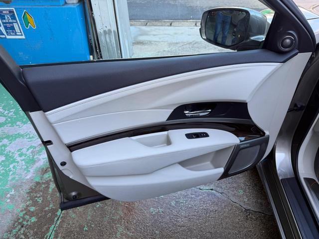 ���v����������Y��ȏ�Ԃł��B