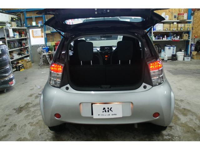 TOYOTA IQ 100G