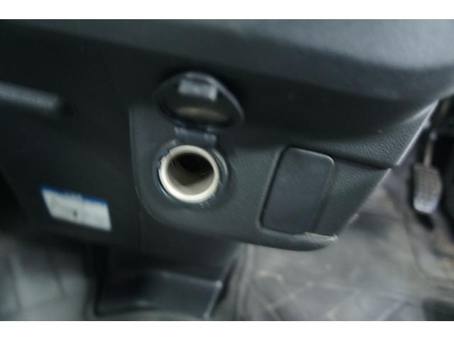 ハイゼットカーゴ スペシャル　エアコン　パワステ　光軸調整　アイドリングストップ　キーレスエントリー　両側スライドドア　パワーウィンドウ　シガーソケット　キーレス（9枚目）