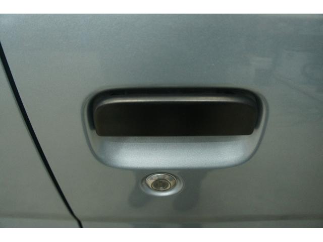 ハイゼットカーゴ スペシャル　エアコン　パワステ　光軸調整　アイドリングストップ　キーレスエントリー　両側スライドドア　パワーウィンドウ　シガーソケット　キーレス（22枚目）