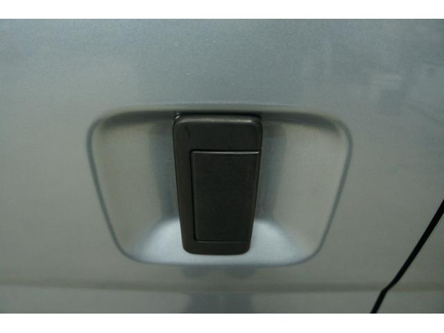 ハイゼットカーゴ スペシャル　エアコン　パワステ　光軸調整　アイドリングストップ　キーレスエントリー　両側スライドドア　パワーウィンドウ　シガーソケット　キーレス（23枚目）