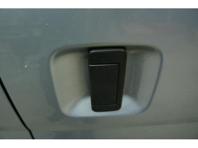 ハイゼットカーゴ スペシャル　エアコン　パワステ　光軸調整　アイドリングストップ　キーレスエントリー　両側スライドドア　パワーウィンドウ　シガーソケット　キーレス（25枚目）