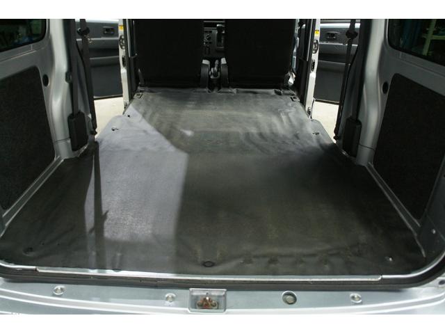 ハイゼットカーゴ スペシャル　エアコン　パワステ　光軸調整　アイドリングストップ　キーレスエントリー　両側スライドドア　パワーウィンドウ　シガーソケット　キーレス（35枚目）