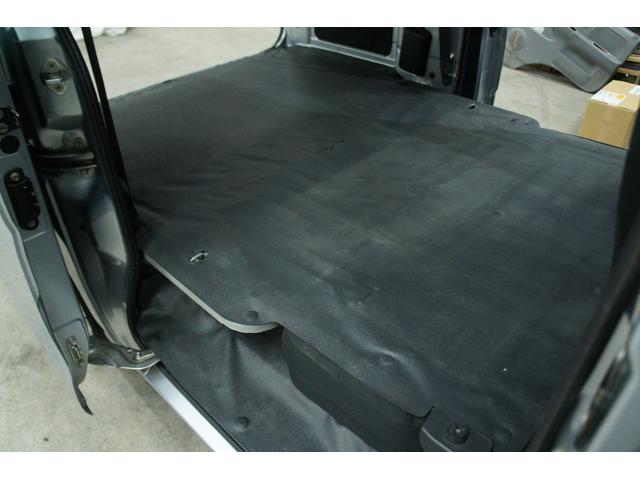 ハイゼットカーゴ スペシャル　エアコン　パワステ　光軸調整　アイドリングストップ　キーレスエントリー　両側スライドドア　パワーウィンドウ　シガーソケット　キーレス（36枚目）