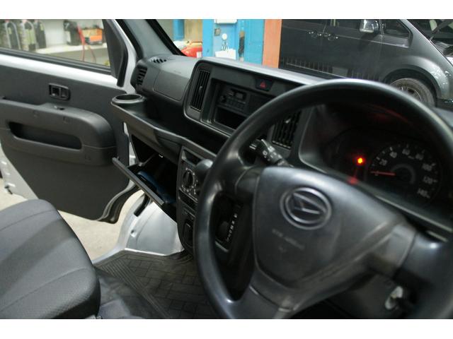 ハイゼットカーゴ スペシャル　エアコン　パワステ　光軸調整　アイドリングストップ　キーレスエントリー　両側スライドドア　パワーウィンドウ　シガーソケット　キーレス（41枚目）