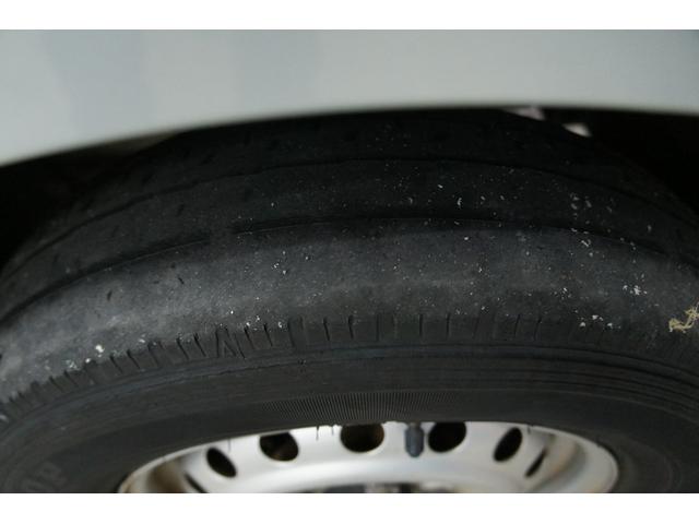 ハイゼットカーゴ スペシャル　エアコン　パワステ　光軸調整　アイドリングストップ　キーレスエントリー　両側スライドドア　パワーウィンドウ　シガーソケット　キーレス（52枚目）