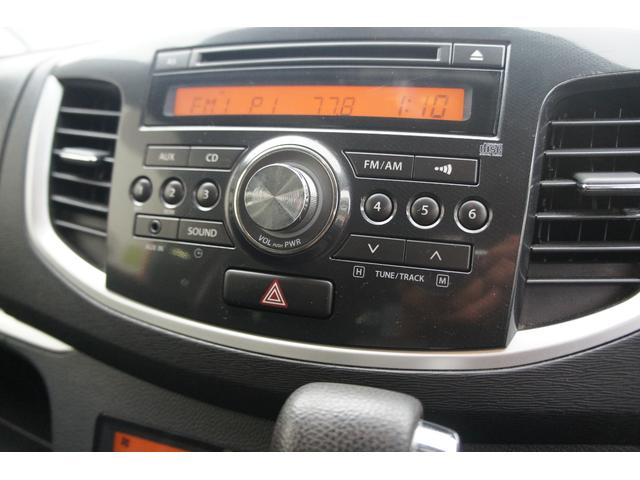 ワゴンRスティングレー T プッシュスタート パドルシフト オートライト HIDヘッドライト オートエアコン エアバッグ ミュージックプレイヤー接続可能 スマートキー(4枚目)