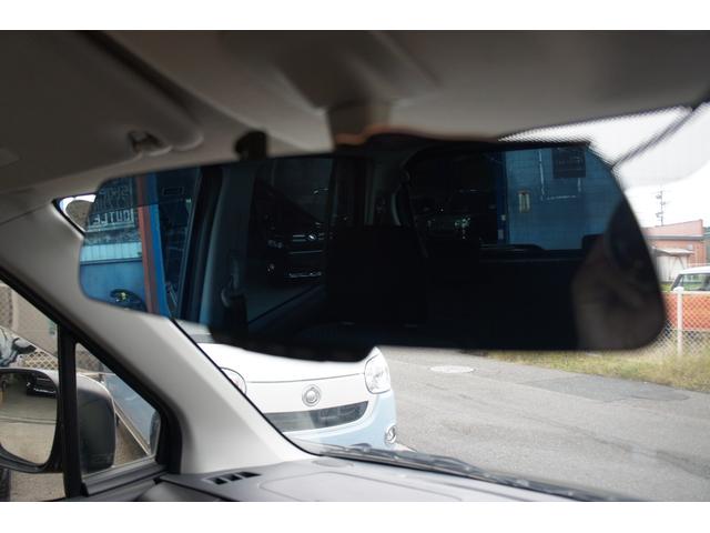 ワゴンRスティングレー T プッシュスタート パドルシフト オートライト HIDヘッドライト オートエアコン エアバッグ ミュージックプレイヤー接続可能 スマートキー(14枚目)