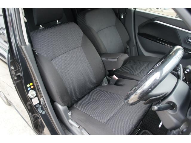 ワゴンRスティングレー T プッシュスタート パドルシフト オートライト HIDヘッドライト オートエアコン エアバッグ ミュージックプレイヤー接続可能 スマートキー(24枚目)