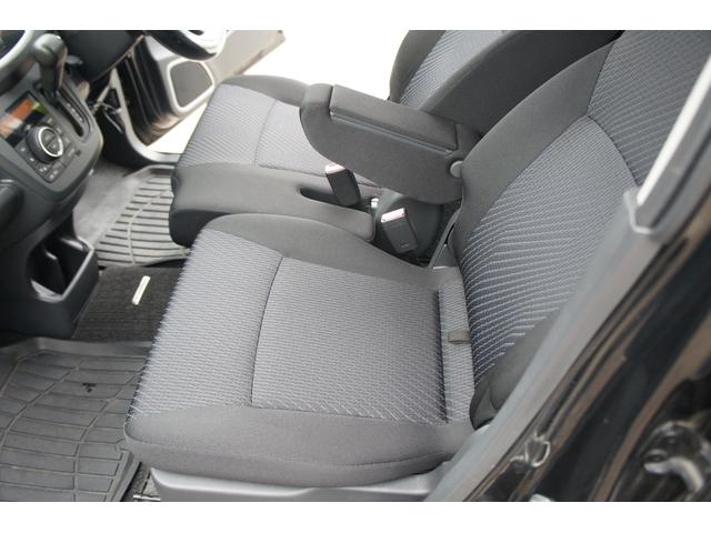 ワゴンRスティングレー T プッシュスタート パドルシフト オートライト HIDヘッドライト オートエアコン エアバッグ ミュージックプレイヤー接続可能 スマートキー(27枚目)