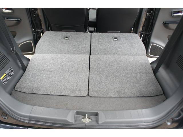 ワゴンRスティングレー T プッシュスタート パドルシフト オートライト HIDヘッドライト オートエアコン エアバッグ ミュージックプレイヤー接続可能 スマートキー(32枚目)