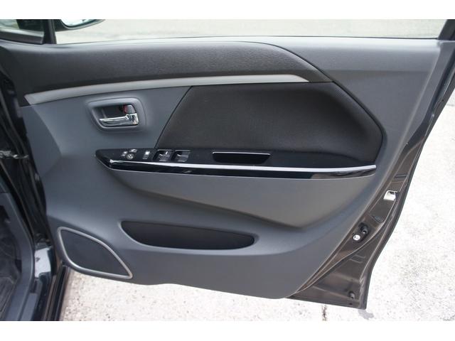 ワゴンRスティングレー T プッシュスタート パドルシフト オートライト HIDヘッドライト オートエアコン エアバッグ ミュージックプレイヤー接続可能 スマートキー(36枚目)