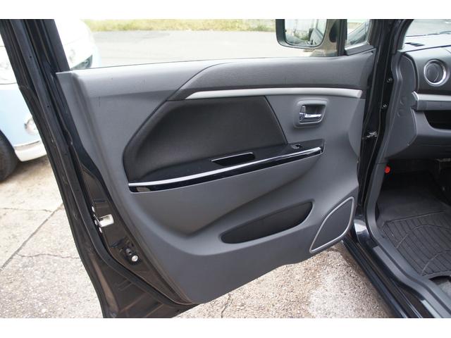 ワゴンRスティングレー T プッシュスタート パドルシフト オートライト HIDヘッドライト オートエアコン エアバッグ ミュージックプレイヤー接続可能 スマートキー(39枚目)