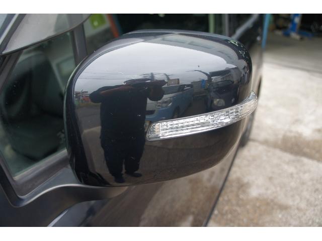 ワゴンRスティングレー T プッシュスタート パドルシフト オートライト HIDヘッドライト オートエアコン エアバッグ ミュージックプレイヤー接続可能 スマートキー(41枚目)