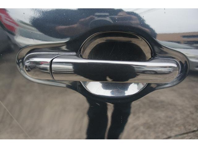 ワゴンRスティングレー T プッシュスタート パドルシフト オートライト HIDヘッドライト オートエアコン エアバッグ ミュージックプレイヤー接続可能 スマートキー(43枚目)