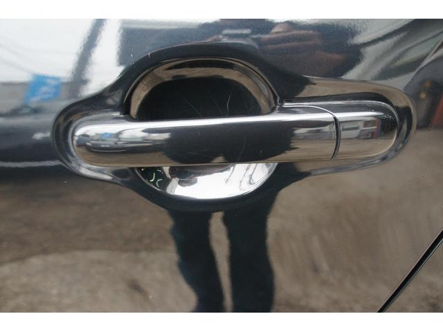 ワゴンRスティングレー T プッシュスタート パドルシフト オートライト HIDヘッドライト オートエアコン エアバッグ ミュージックプレイヤー接続可能 スマートキー(44枚目)